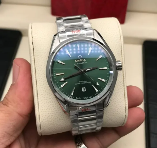 ساعة اوميغا seamaster